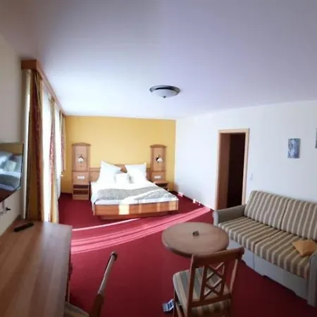 Alpengasthaus Giesslhuette Гостевой дом *