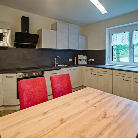 Alpengasthaus Giesslhuette Гостевой дом