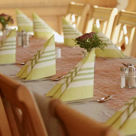 Гостевой дом Alpengasthaus Giesslhuette